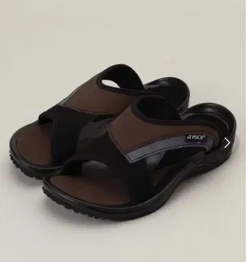 triop uni 샌들 브라운 23.0cm