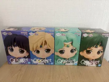 Qposket 세일러문 캐릭터 4종 세트