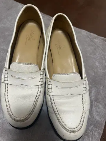 긴자 카네마츠 화이트 로퍼 24cm