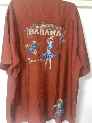 Tommy Bahama 알로하 셔츠 브라운 빈티지 구제 의류