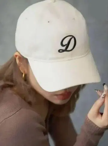 Darich 다리치 캡 화이트