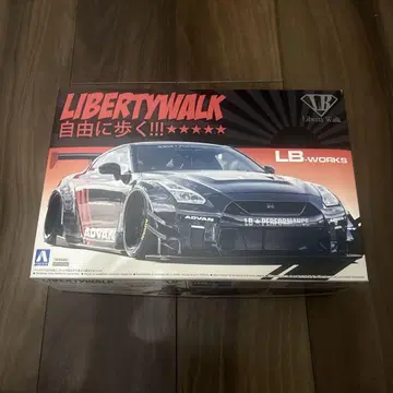 아오시마 R35 GT-R 라이브러리 워크