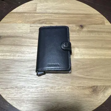 SECRID 블랙 미니 지갑