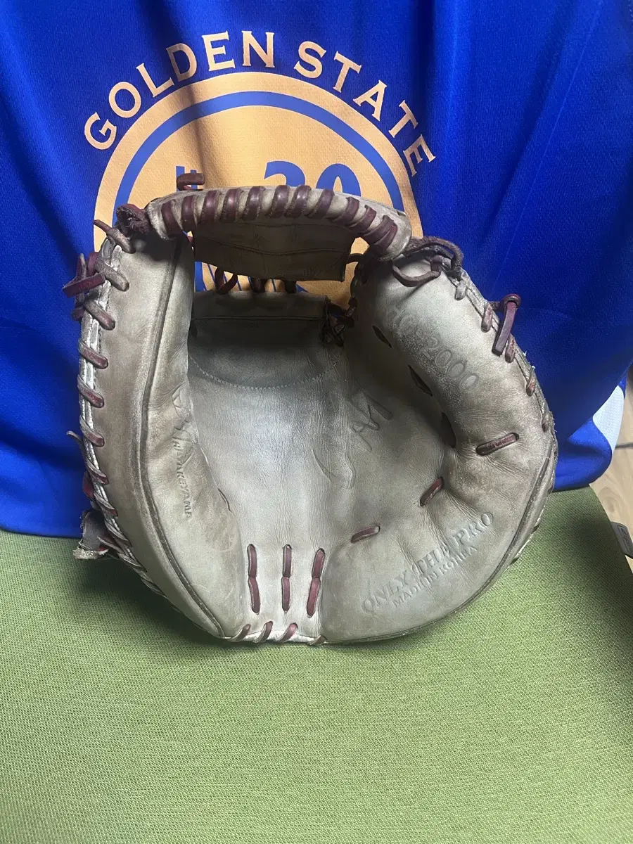 Hatakeyama Catcher's Mitt Pro Issue