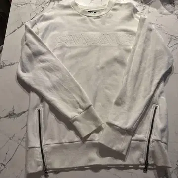 izzue SWAG 로고 트레이닝복 화이트