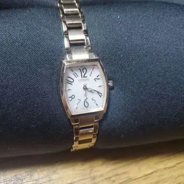CITIZEN 아날로그 쿼츠 손목시계 H030-T019617