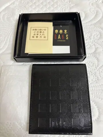 DAKS 블랙 접이식 지갑