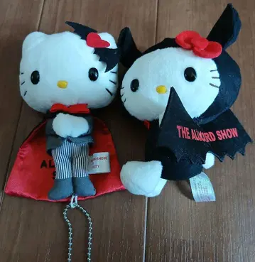 헬로키티 스트랩이 달린 봉제 인형