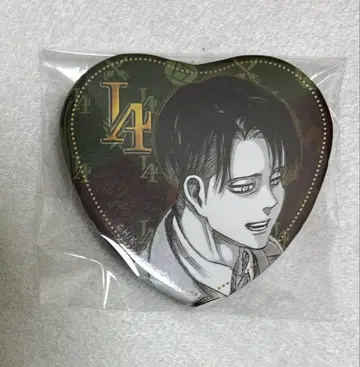 진격의 거인 하트형 캔뱃지 리바이 anique