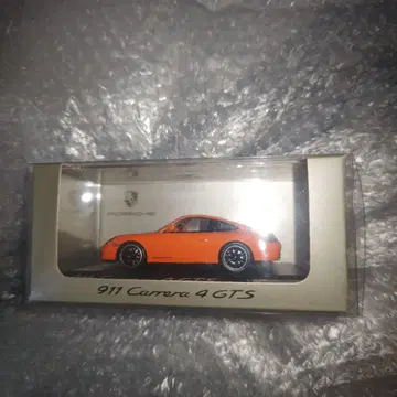 1/43 포르쉐 911 까레라 4 GTS