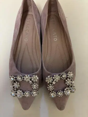 STACCATO 비쥬가 달린 플랫 슈즈
