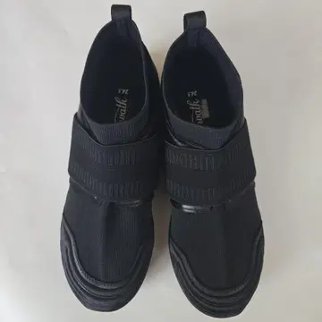 블랙 슬립온 슈즈 24.5cm