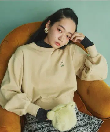 LILY BROWN Lily Bear 맨투맨 베이지