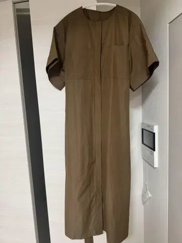 알아바일 브라운 반팔 셔츠 원피스