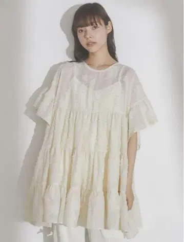merryjenny fluffy 시어 티어드 미니 원피스 아이보리