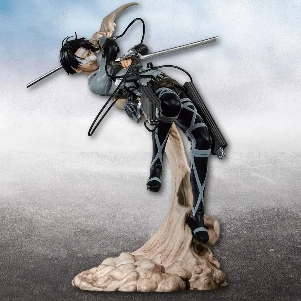 (Sealed/Shipping Included 14) Attack on Titan Rumbling B Prize Levi + I Prize, Goods