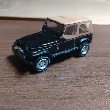 GREENLIGHT 1/64 지프 랭글러 사하라 (1세대 YJ) 1994