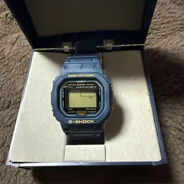 G-SHOCK DW-5600 블루 스피도