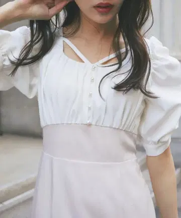 토코 클로젯 펄 장식 파워 숄더 배색 도킹 머메이드 원피스
