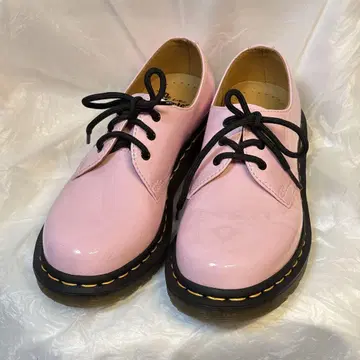Dr.Martens 핑크 신발