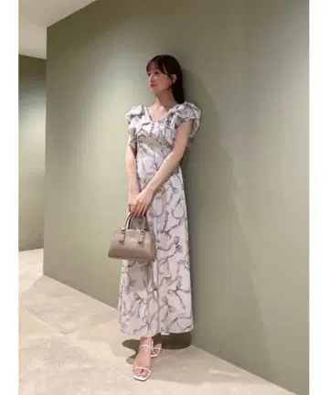 SNIDEL 리본 슬리브 디자인 원피스