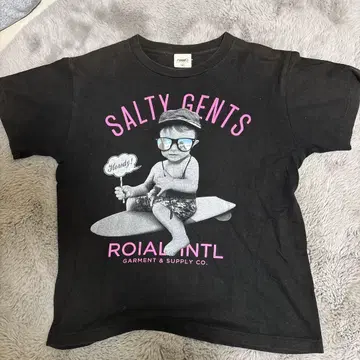 roial M 블랙 티셔츠 서핑 스타일