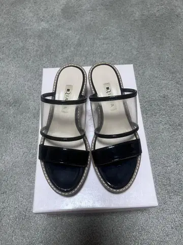 다이애나 오픈토 샌들 S 사이즈