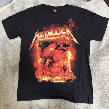 Metallica 티셔츠 불꽃 디자인 블랙