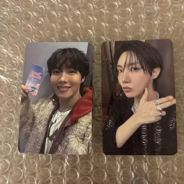 AND WHAT? j-hope 전시회 제1주 제2주 혜택 포토 카드