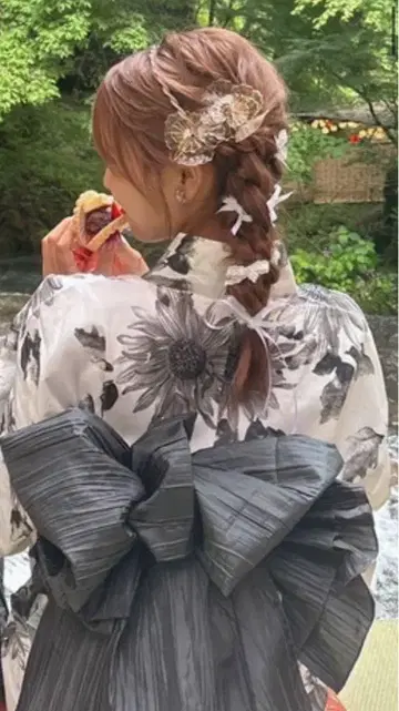 GRL 꽃무늬 유카타 블랙 리본 오비 포함