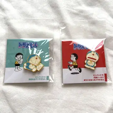 단종 우체국 한정판 도라에몽 메탈 핀 배지 2개 세트