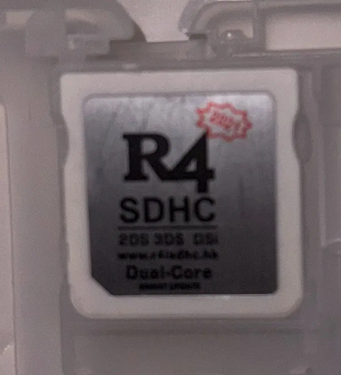 Nintendo 2ds 3ds dsi R4 Chip