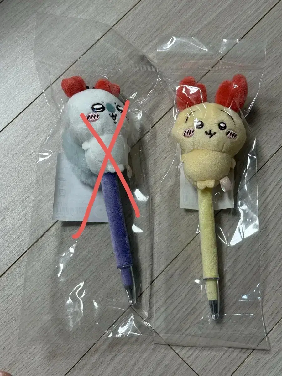 Chiikawa Some Small Good Things Carniballpen Usagi Momonga