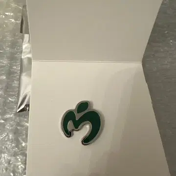 젠진 미도토와 릴라이언스 가챠 로고 핀 배지
