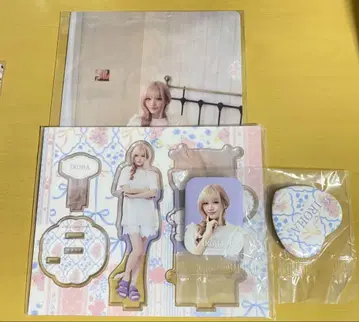 ILLIT 에니마이 복권 클리어 파일 캔뱃지 아크릴 스탠드 IROHA