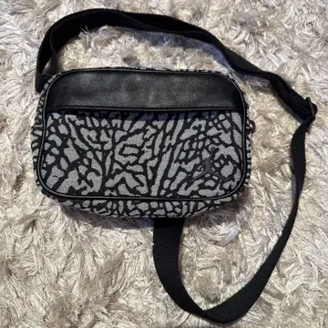 JORDAN ICON CAMERA BAG / 조던 아이콘 카메라 백