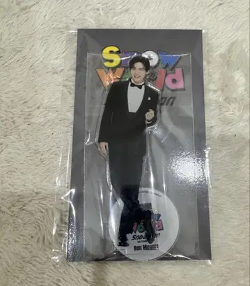 Snow Man World 아크릴 스탠드 메구로 렌