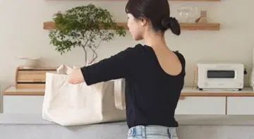 백 오픈 블랙 오분 소매 상의
