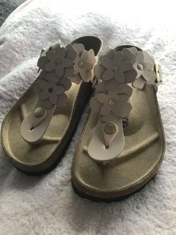 BIRKENSTOCK Gizeh flower 36 유나이티드 애로우즈