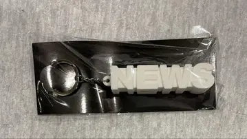 NEWS 로고 키링 패밀리 클럽 스토어