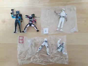 가면라이더 피규어