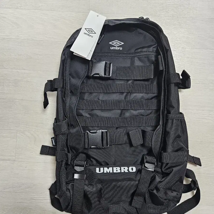UMBRO | 엄브로 Umbro Danker Lite 34L Backpack BLK UO123CBP17