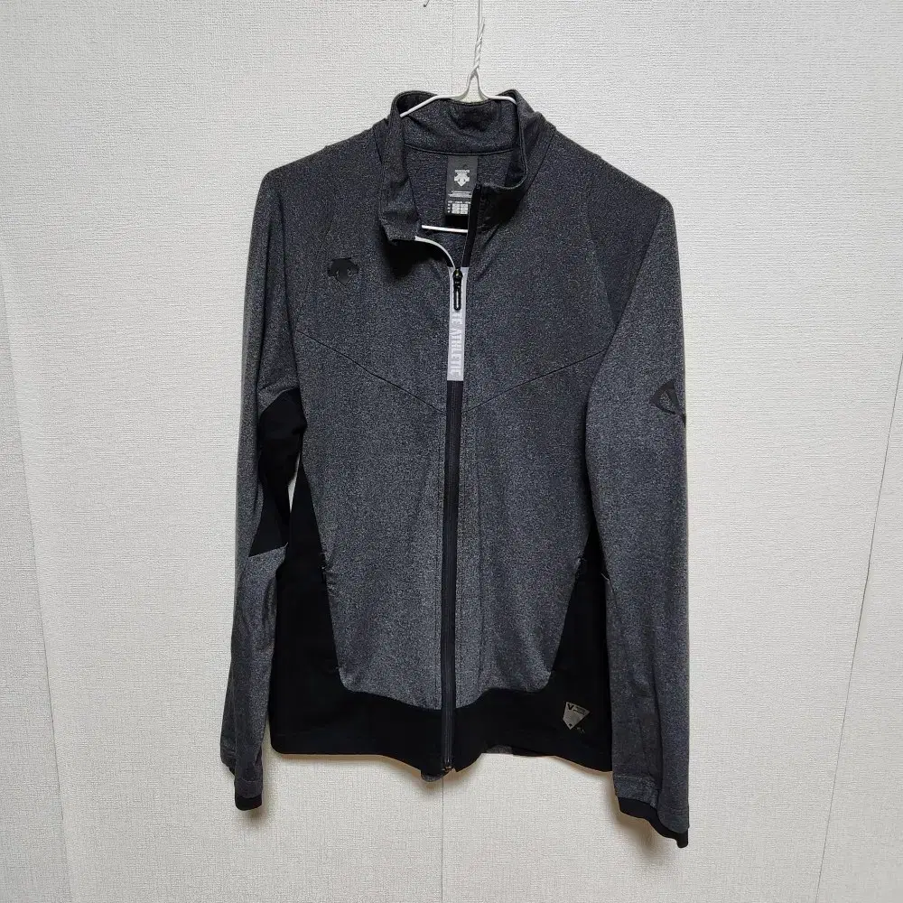 Descente Men's Zip-Up Jacket 95M@9960