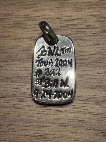 빌 월 가죽 탑