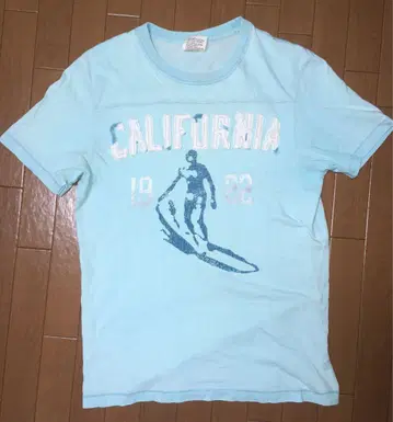 CALIFORNIA 1922 서핑 티셔츠 스카이블루