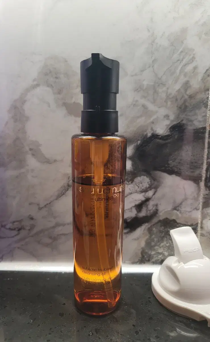 Shu Uemura Ultimate Cleansing Oil
