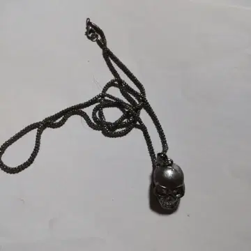 스컬 펜던트 목걸이 실버