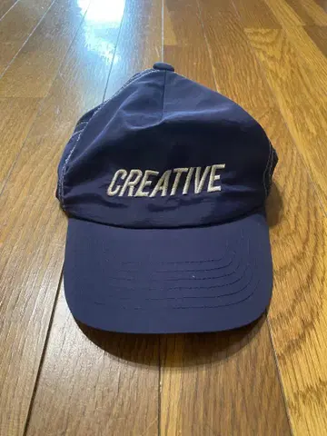 CREATIVE 자수 네이비 캡