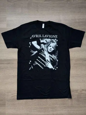 Avril Lavigne 2008 투어 티셔츠