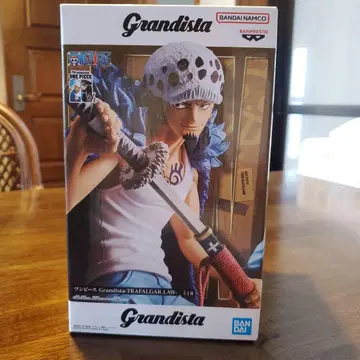 Grandista 트라팔가 로우 피규어